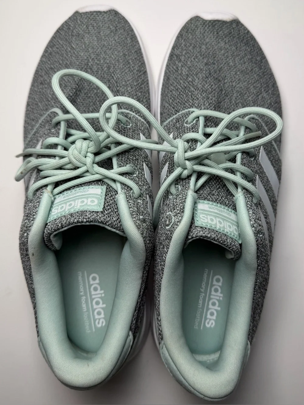 Adidas Womens 8.5 Cloudfoam QT Racer Sneakers Running Shoes Gray White Green